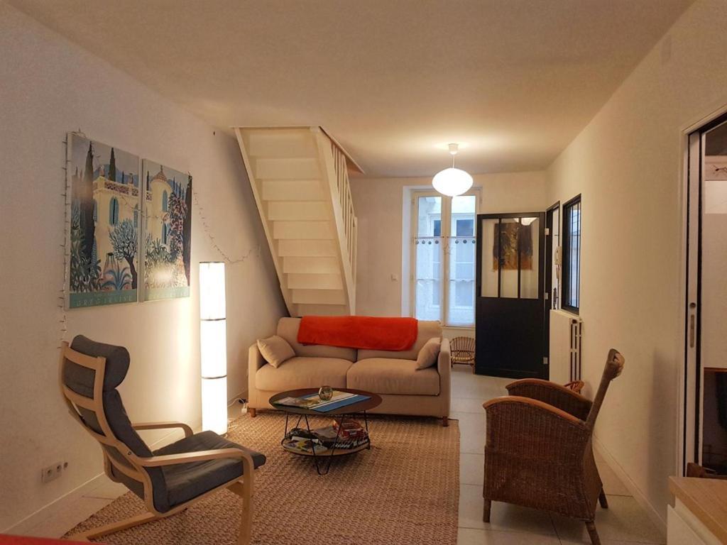 La Maison De Ville 76M2 Avec Terrasse De 22M2 La Rochelle  Exterior photo